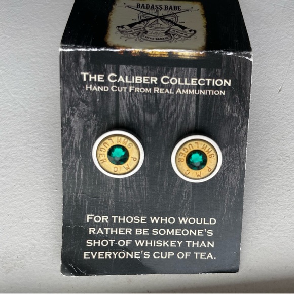 Boss Babe Pistol Post Earrings - Picture 1 of 2